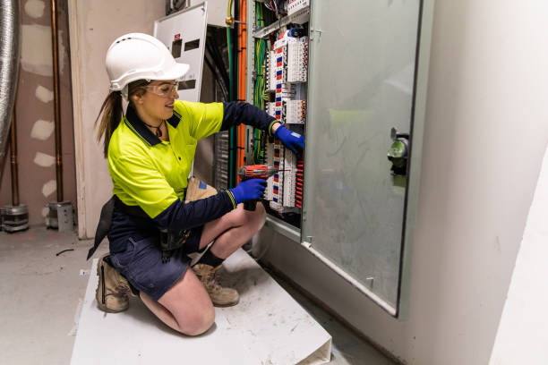 Best Affordable Emergency Electrician  in Quinnipiac University, CT